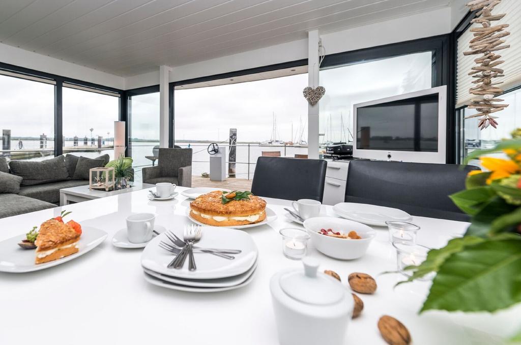 Hausboot Fjordblik Hotel Kollund Osterskov Kültér fotó